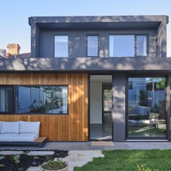 Sustainable & Energy-Efficient Homes Image